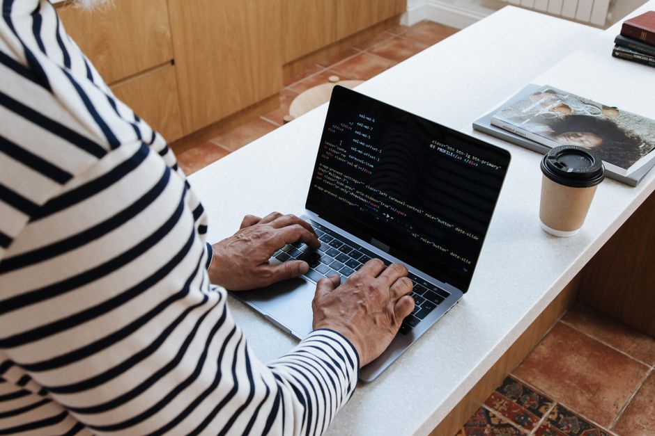 Hintergrundbild für Kurse in Programmierung und Webdesign